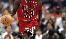 开云体育下载-NBA名宿乔丹力挺年轻球员拿下冠军