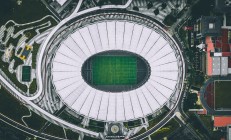 开云体育官方网站-矛盾的统一，当银箭军团碾压迈凯伦，维斯塔潘的孤星为何更加耀眼？