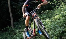 开云平台-自行车骑手勇夺金牌，备战信心倍增的简单介绍