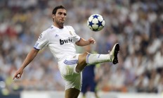 开云APP-罚球线，一位足球运动员的NBA救赎