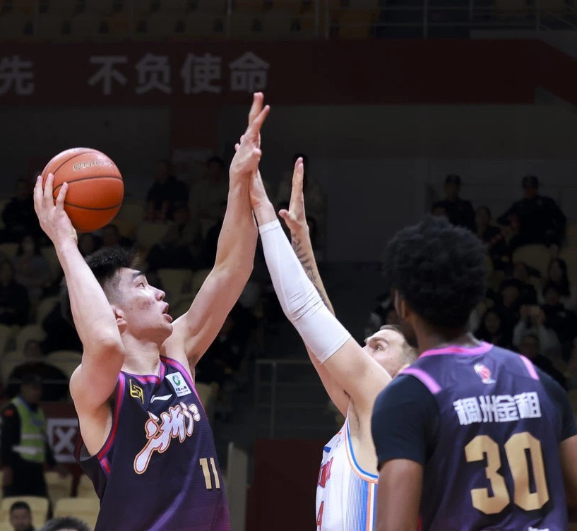 浙江稠州队勇夺关键胜利唤醒信心