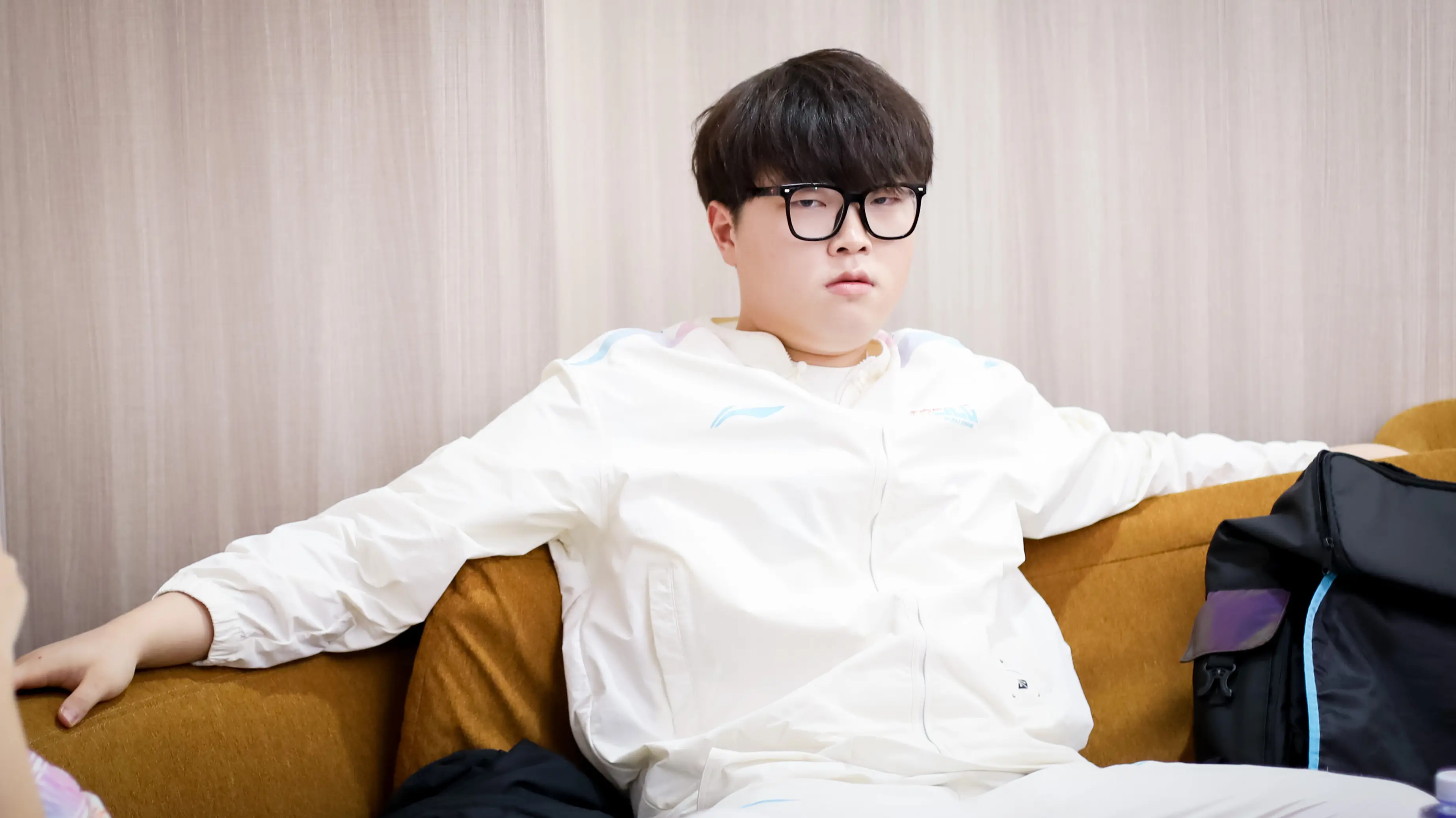 包含BLG绝杀TSM，Ruler完成史诗逆转宿命之战四强赛，成为赛场最大亮点的词条