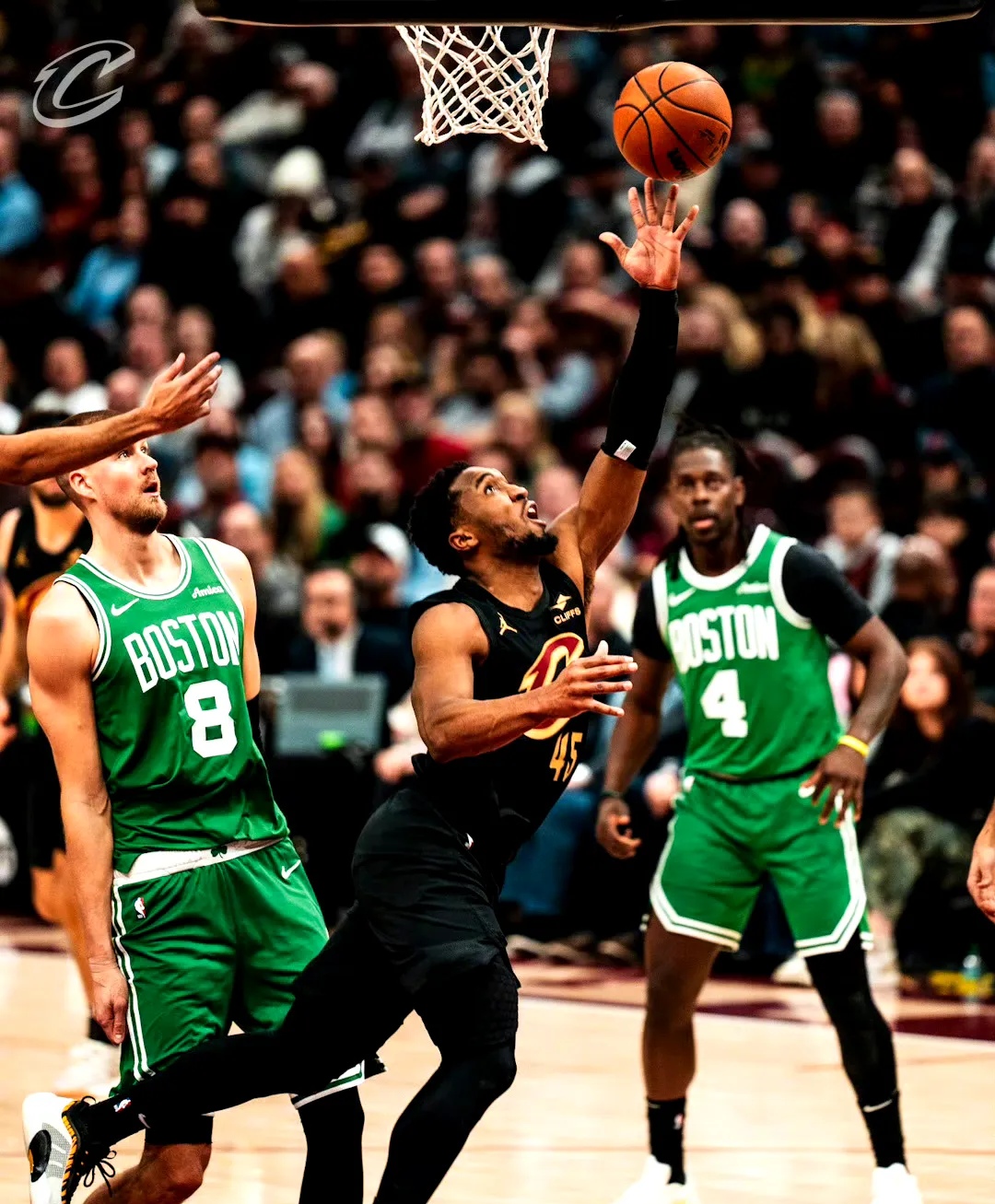 凯尔特人队防守进一步巩固，球队团结一致