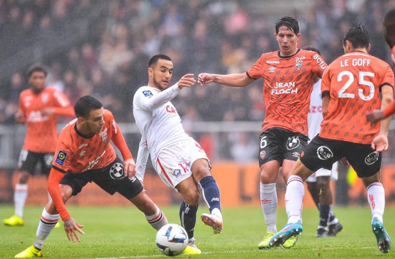 马赛取胜法乙队，卡夫削弱斑马多尔