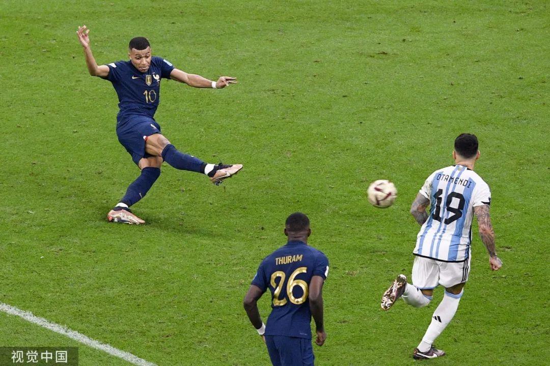 关于印尼队逆转法国队，黄鸭组合高光表现的信息