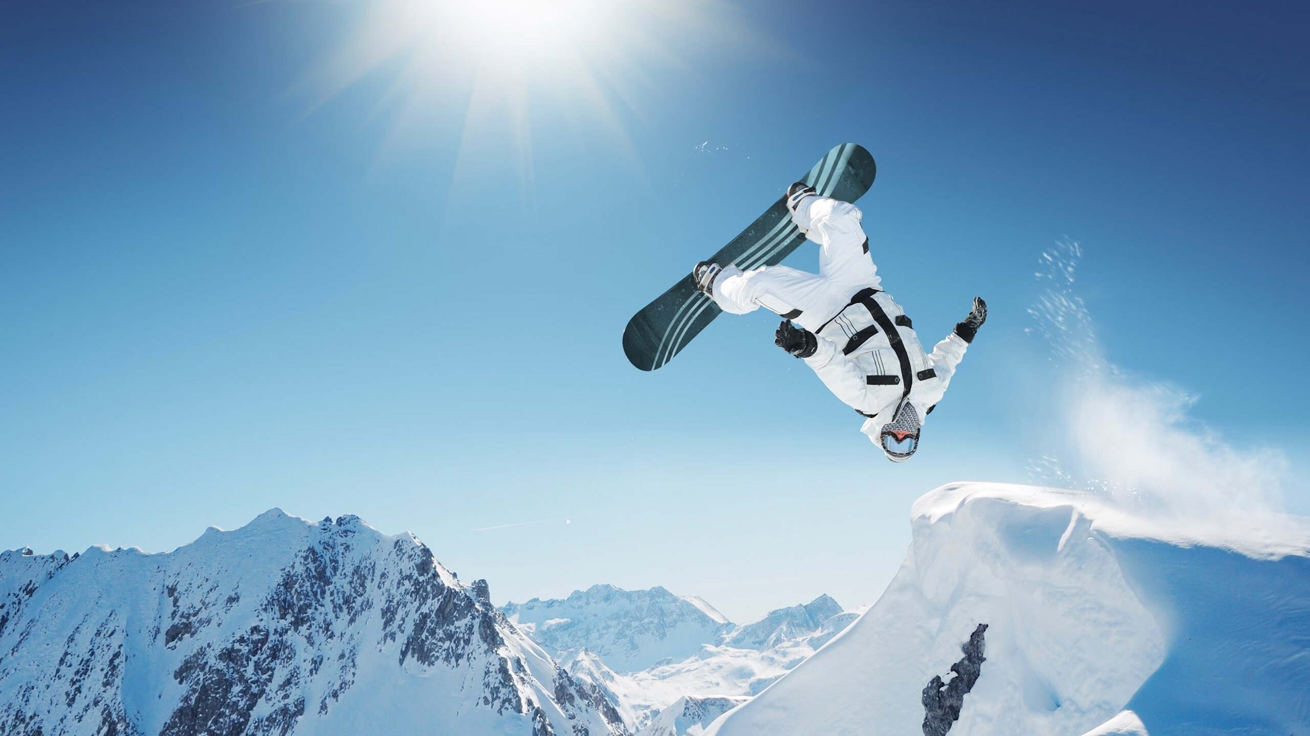 唯一性的证明，哈斯车队逆转威廉姆斯，诺里斯刷新纪录的赛车史诗