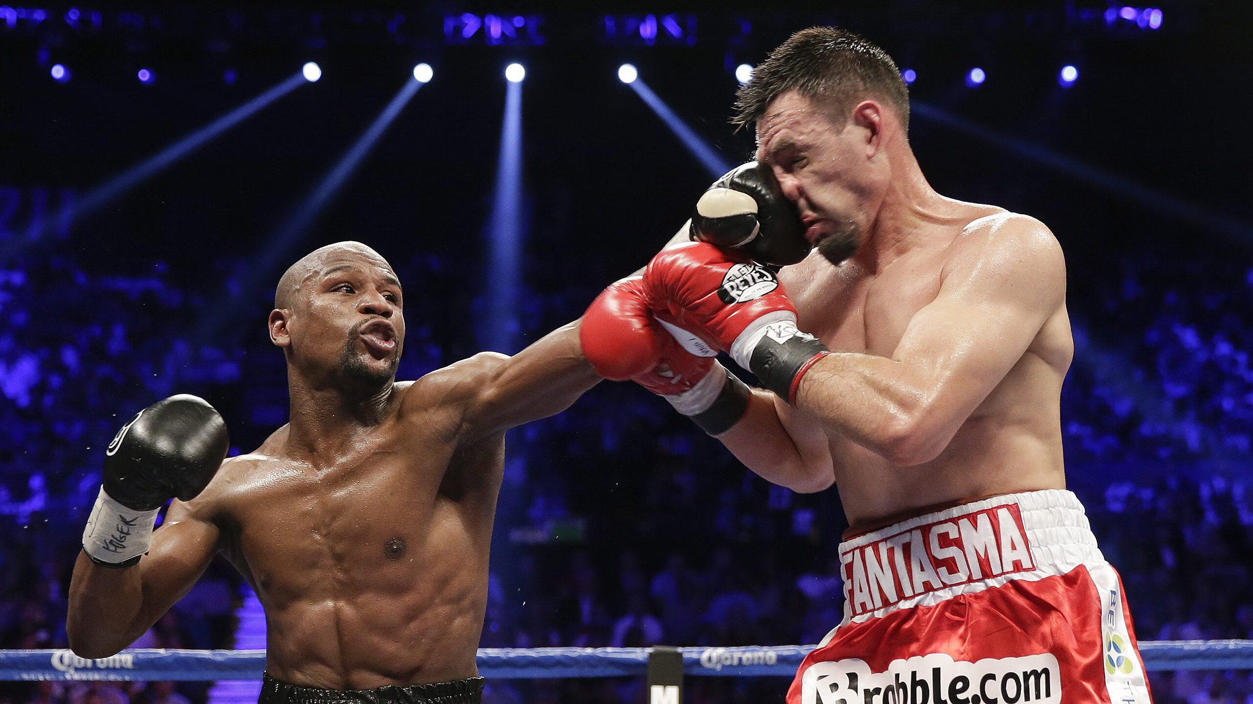 绝境反杀！阿隆索以一敌二上演不可能的逆转，雷诺艺术击溃红牛霸权