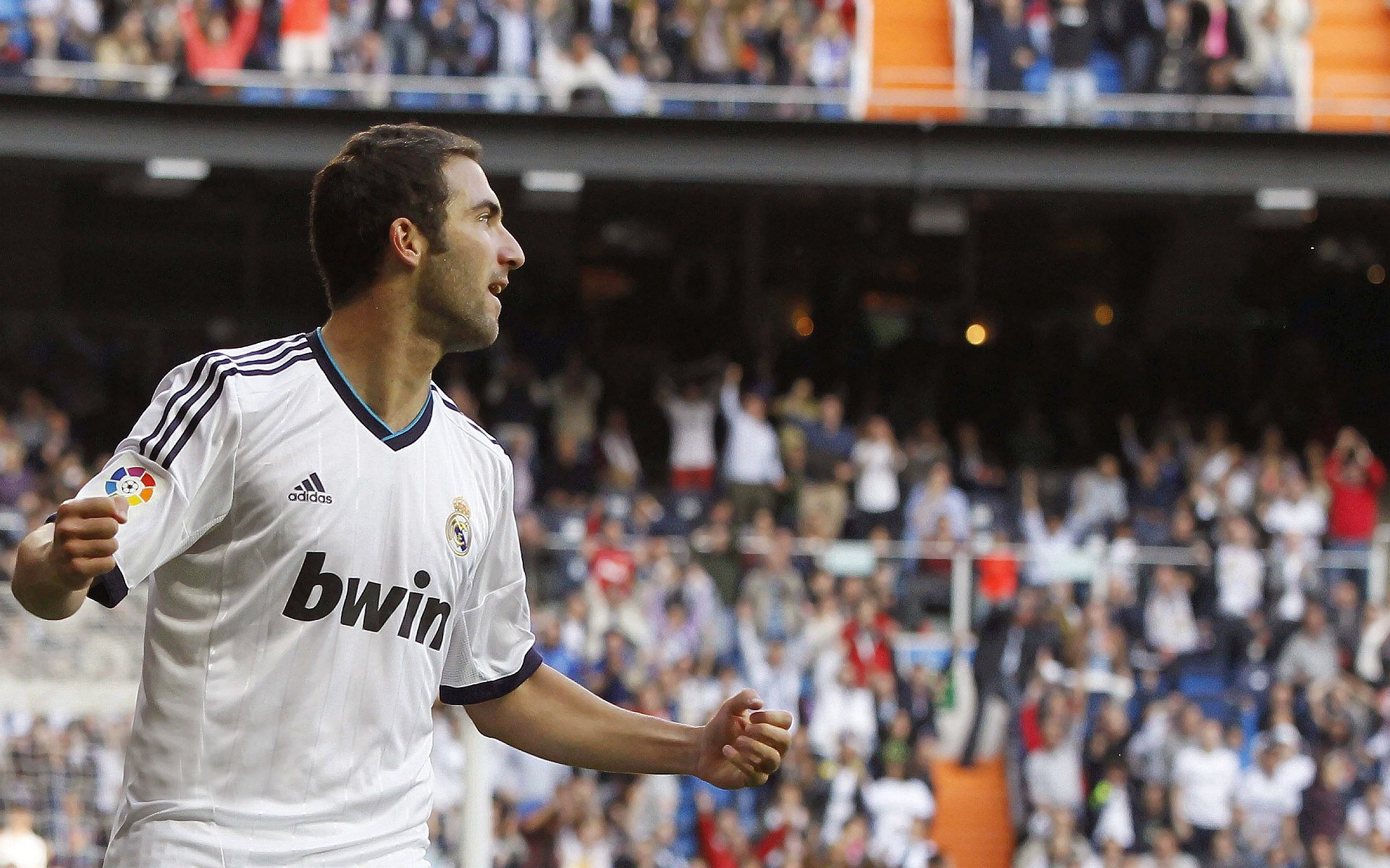 橙色风暴与蓝色眼泪，索伯的碾压之夜，塞恩斯的封神之战